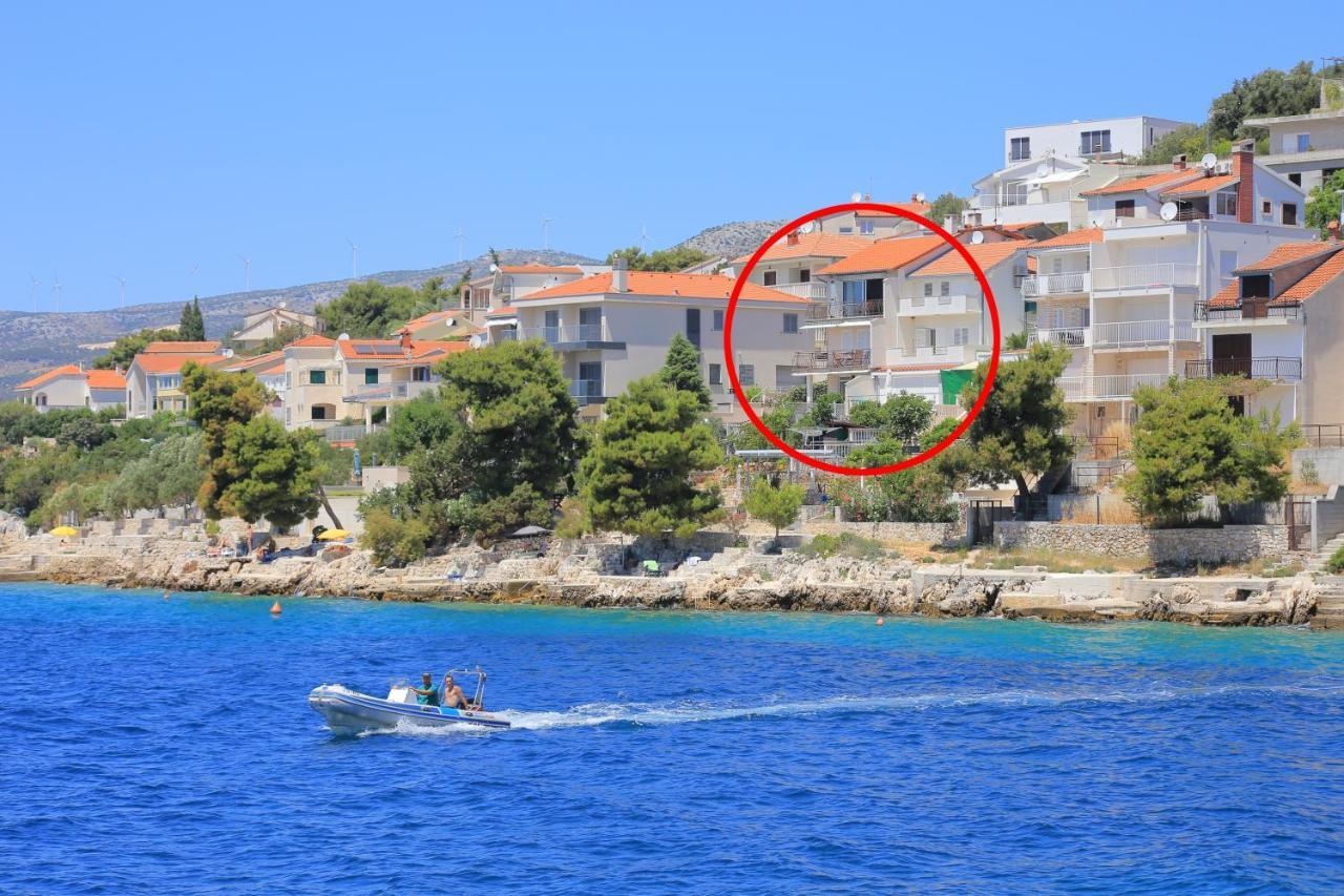 Apartments By The Sea Okrug Donji, Ciovo - 16657 Donji Okrug  Esterno foto