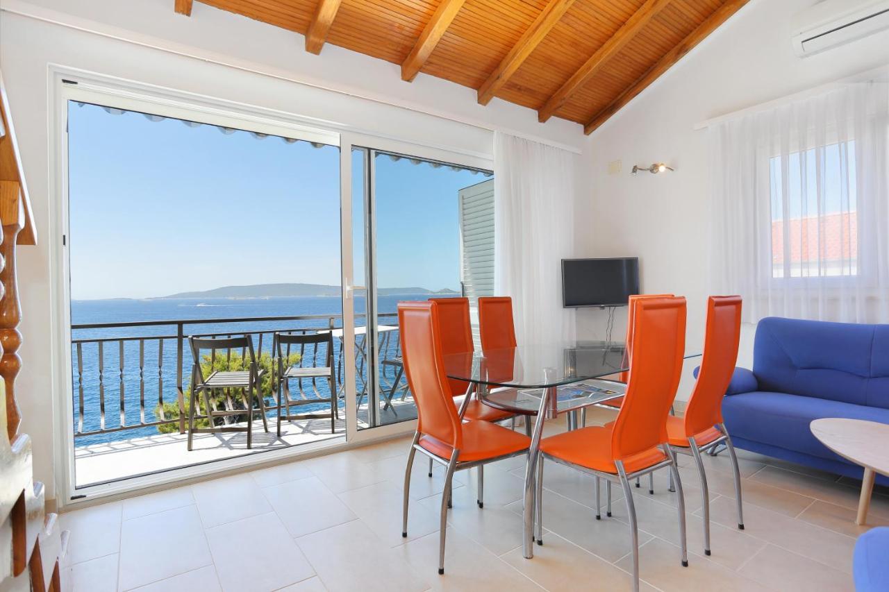 Apartments By The Sea Okrug Donji, Ciovo - 16657 Donji Okrug  Esterno foto